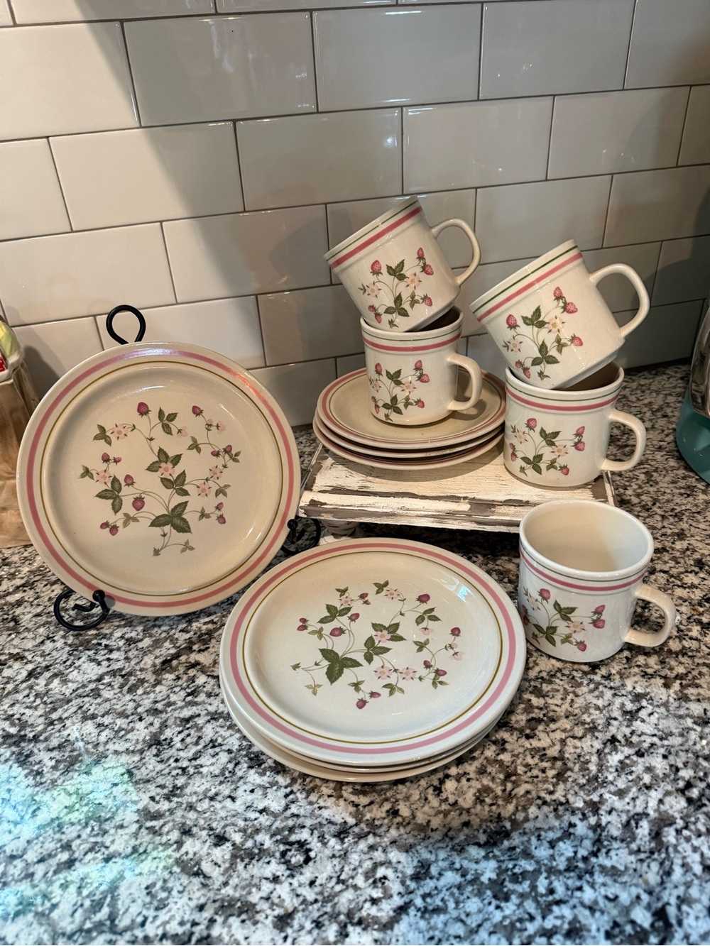 Newcor Strawberry patch plates, mugs and saucers